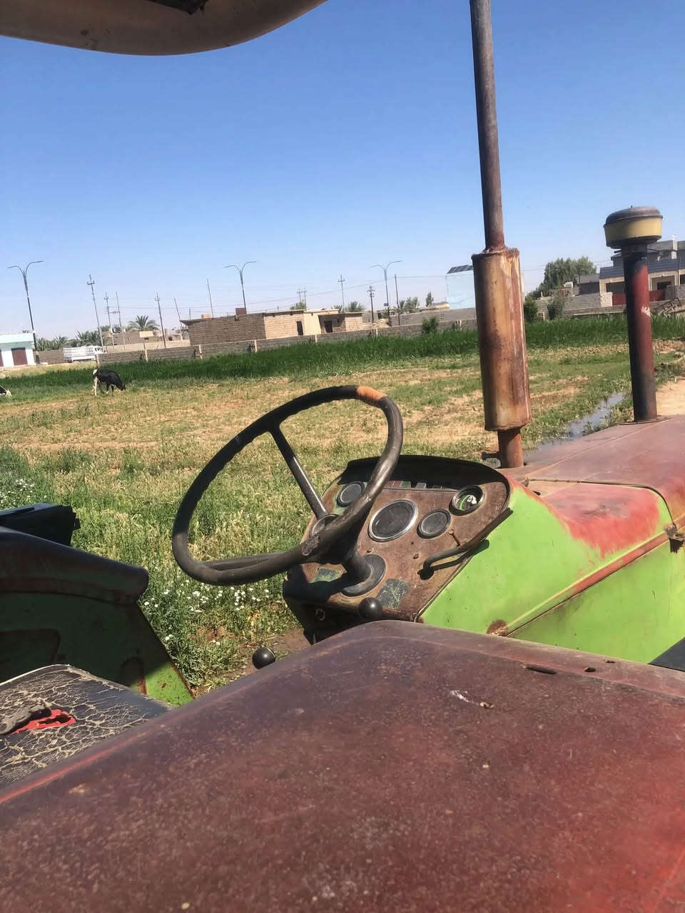 يوجد تلكتر البيع نوعه سيرت موديل ٩٥ مكان شرقاط سديره سفلى تصل عل رقم ***********
