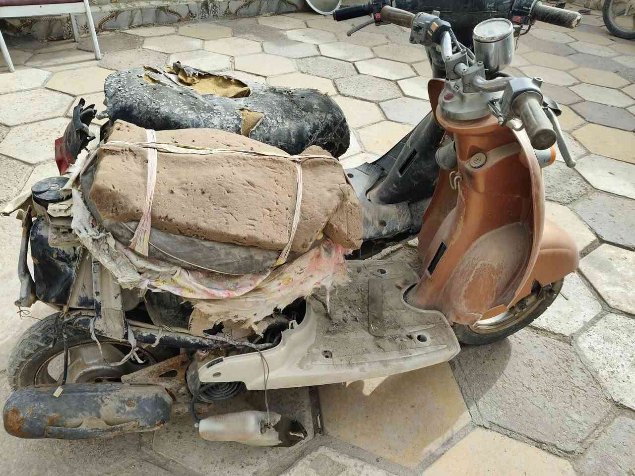 دراجتين للبيع منغولي نثيه ومصريه المنغولي عطلها شرك والمصريه ما بيها شي بس واكفه من زمان الي يريده يتواصل وياي سعر مناسب مكاني ناصريه مركز ***********
