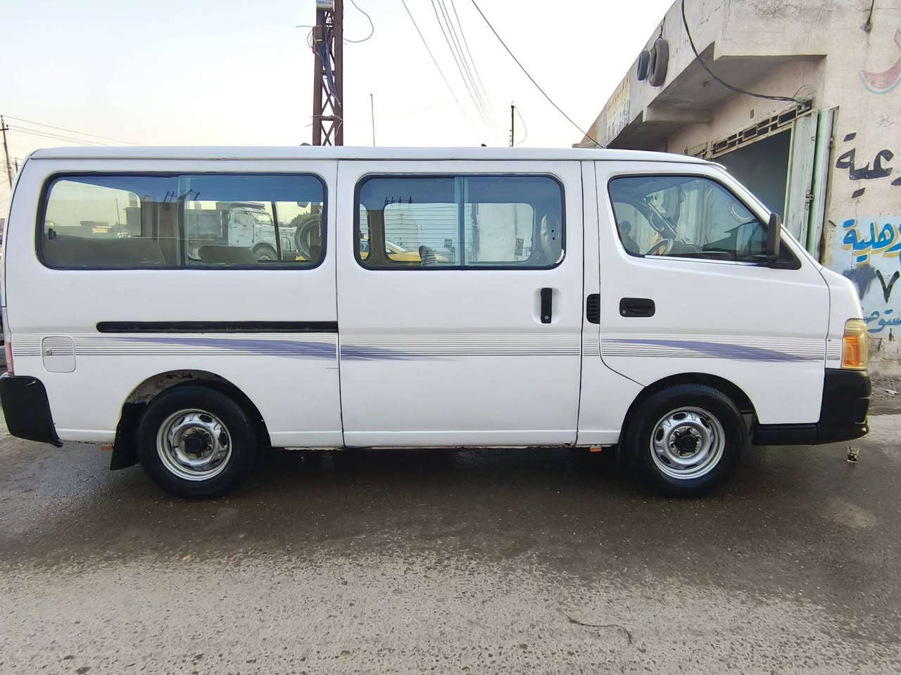 سلام عليكم نيسان يورفان للبيع 2007مكينة بلادية بعدهة بجيس كير اوكسل خير من الله رقم بصرة 14مجفية عطويلة ومصبوغة عام بس سيارة حلوة وكاعدة عوزهة تنتة امامية باور جديد داينمو جديدة كلج مروحة جديد مشط جديد كهربائيات كلهة شغالة تايرات امامية جدد والخلفية نص عمر صدر جديد سيارة تعبان عليهة جاهزة كبل للشغل سعر 80ومجال قليل كلش المو شراي لا يخابر رجأن هاتف ***********مامتواجد علفيس
