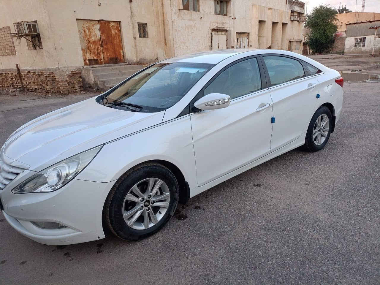 السلام عليكم للبيع سوناتا 2011 خليجي مكفوله من الدعاميه إلى الدعاميه محرك ٢٤٠٠ دوش السعر 135 وبيه مجال الرقم ***********
