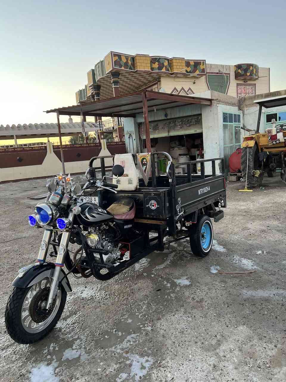 سلام عليكم ستوته للبيع موديل 18محرك 23تاير امامي اليوم شاده ورك جديد باتري جديد تانكي جديد الله شاهد ماعايزه شي ربع ماذب عليه كهربائيات كله شغاله رقم بسمي الستوته مداور ثاني يوم ستوته نضيفه احله من الصوره بعد الشراي بلخدمه رقم التليفون ***********المكان نجف مشخاب
