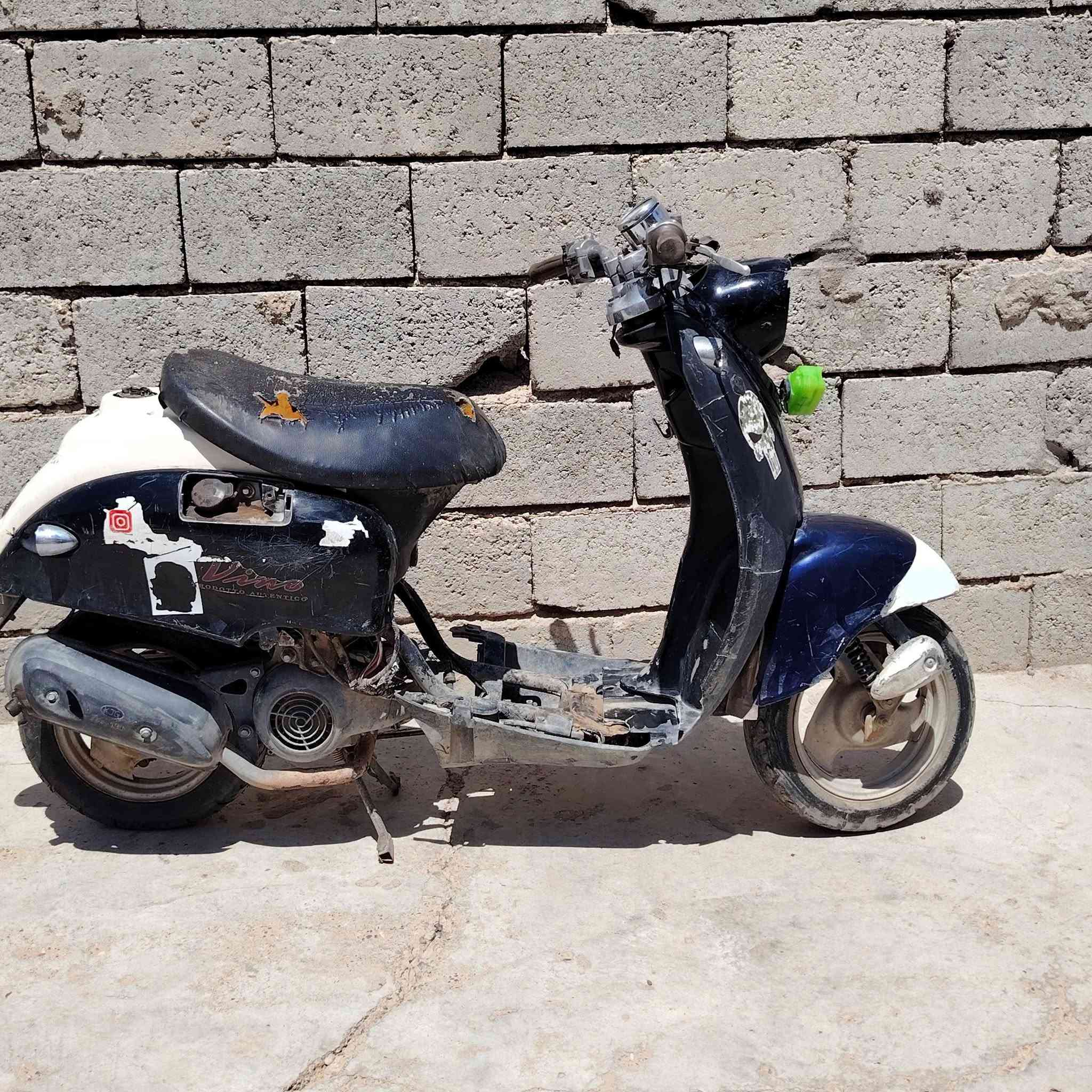 ماطور عبد الحليم للبيع سعر 120وبي مجال***********
