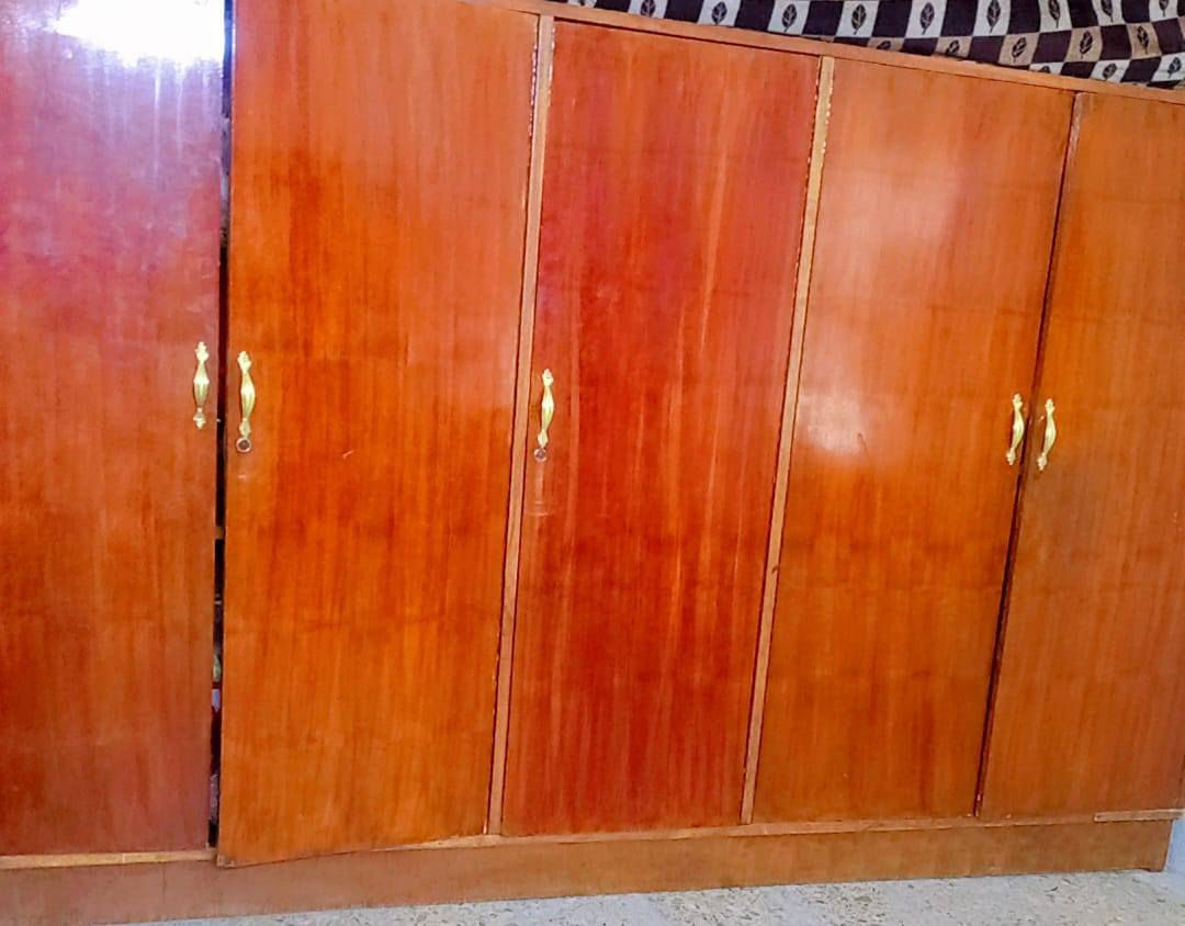 السلام عليكم متاح كنتور وبوفيه وسبلت طن للاستفسار واتساب ***********
