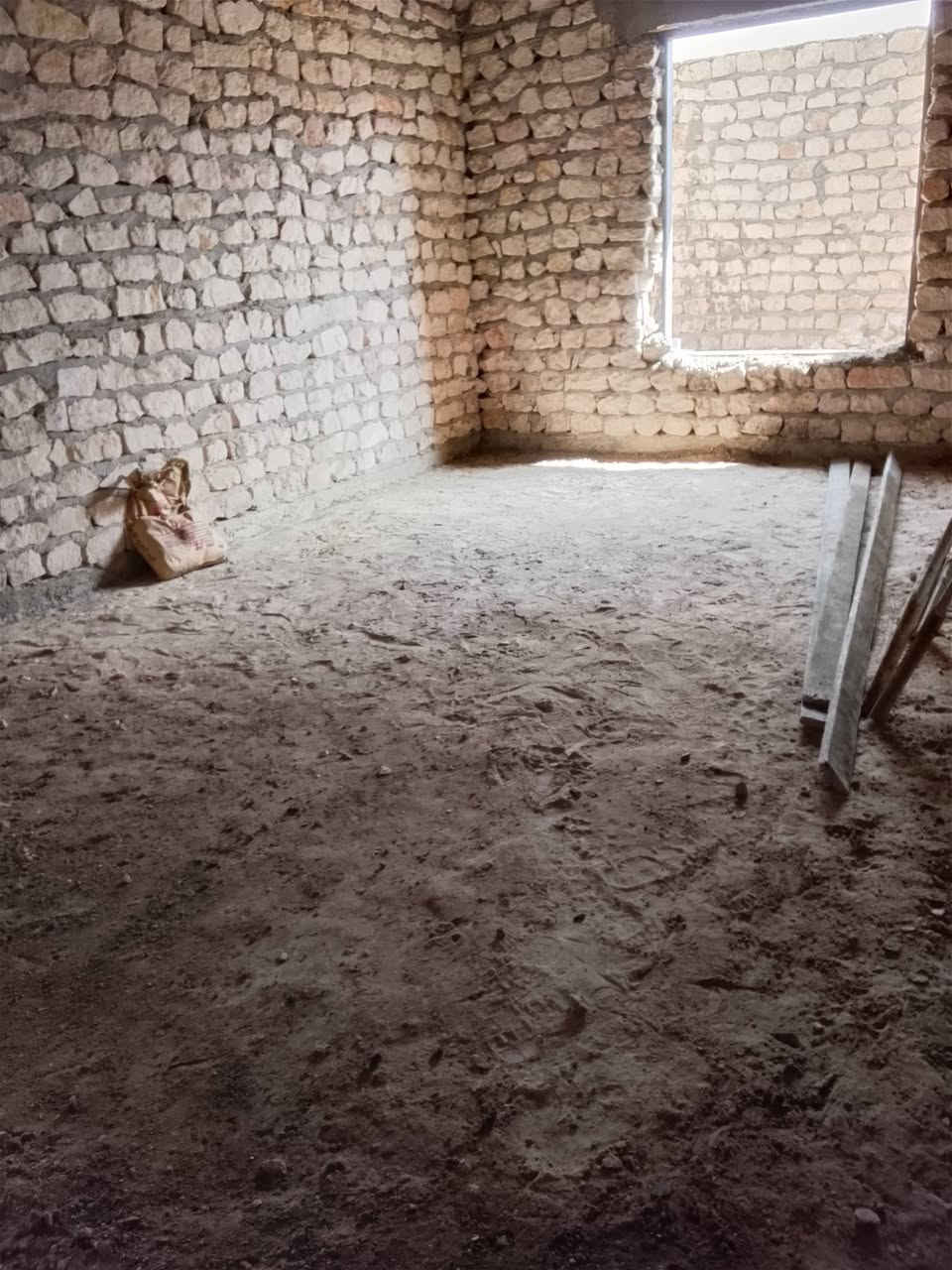 سلام عليكم  / يوجد كادر عمل جاهز/ تصعيد مواد/ تنضيف بيوت/ تفليش/ تكشيط/ تنضيف حدائق/ دفن نهري  / شقلنه ليل ونهار   /ومعداتنه جاهز/ ماعليك بس تصال على رقم  /     ***********
