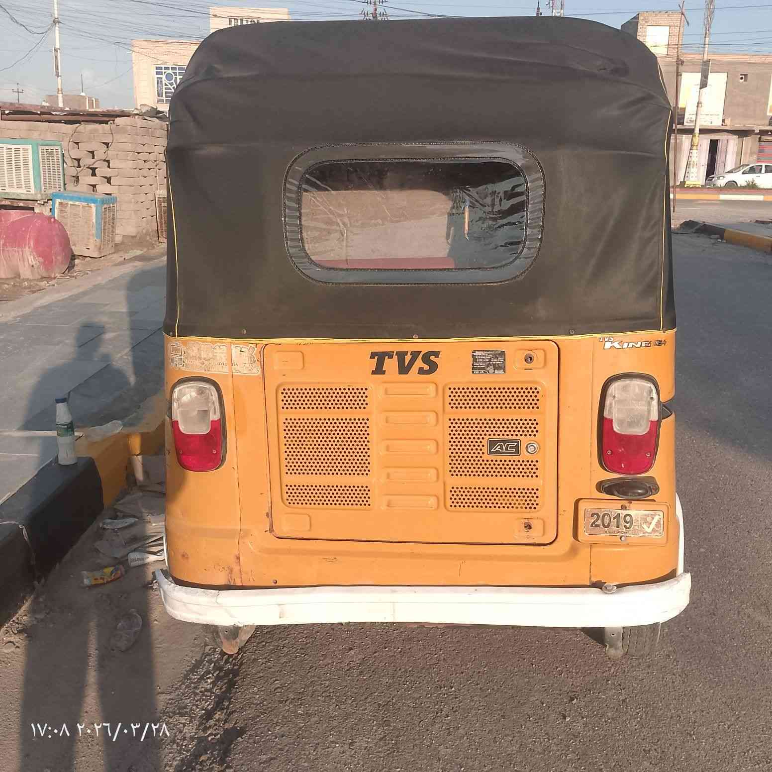 للبيع تكتك تيفي اس موديل ٢٠١٨ شهر ٩ .مرقم انكليزي بسمي مكينه توني مجفتهة بس من فوك مو كلهه .السعر ٤٢٥٠ وبي مجال اتصل *********** بي واتساب
