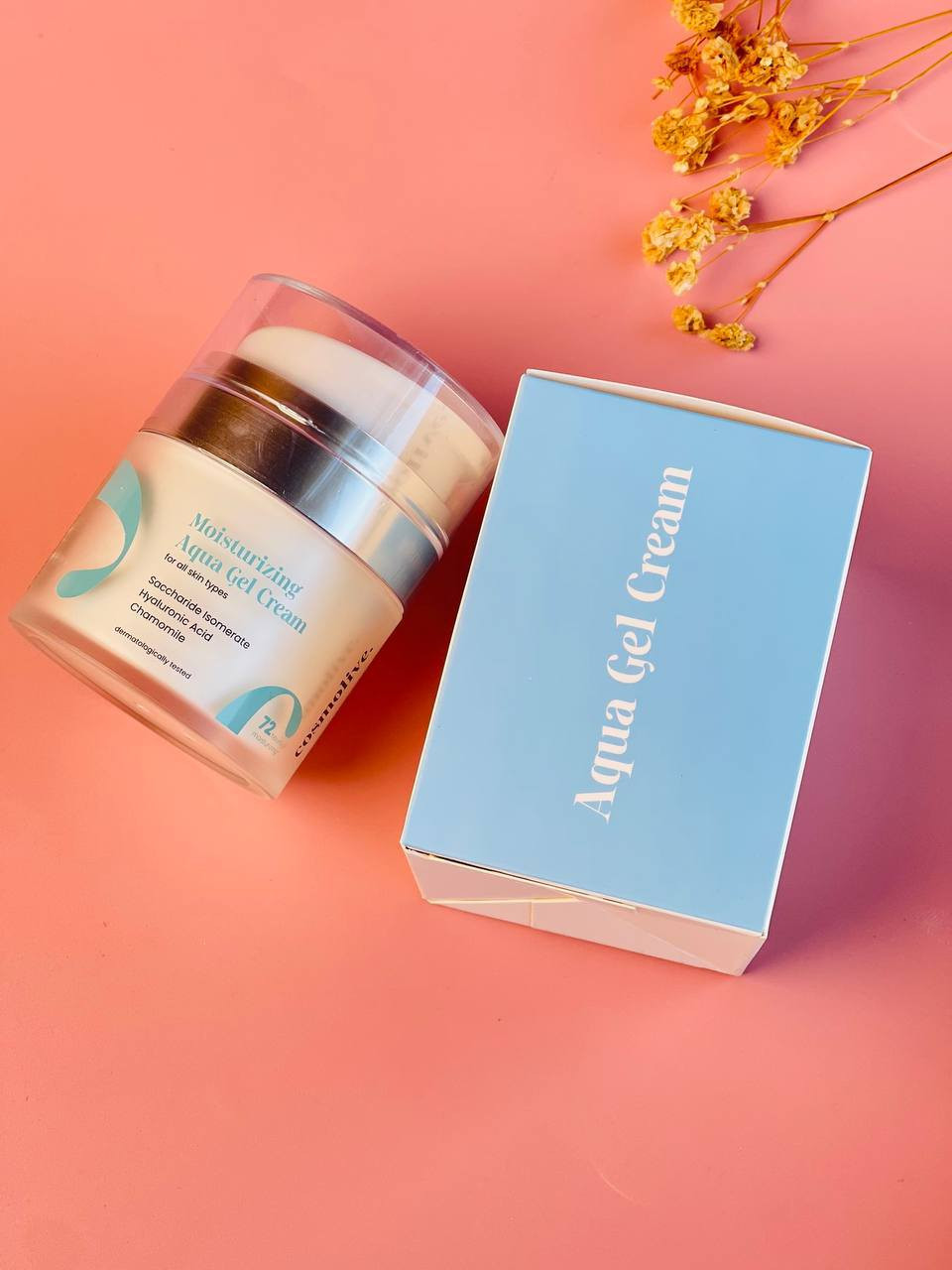 كريم جل مرطب أكوا من كوزمولايف 

تحتوي على  حمض الهيالورونيك، السكاريد إيزوميرات، النياسيناميد، الألوفيرا، والسكوالين. 

توفر ترطيبًا طويل الأمد يصل إلى 72 ساعة. 

 توفر ب3 انواع لجميع أنواع البشرة (بالبابونج)، للبشرة الدهنية، وللبشرة الحساسة. 

سعر القطعة 15 الف 💖✨
#كوزمولايف 
#cosmolive


**إذا كنت صاحب هذا الإعلان وتريد حذفه لأي سبب، رجاءا أرسل رسالة إلى الدعم الفني**