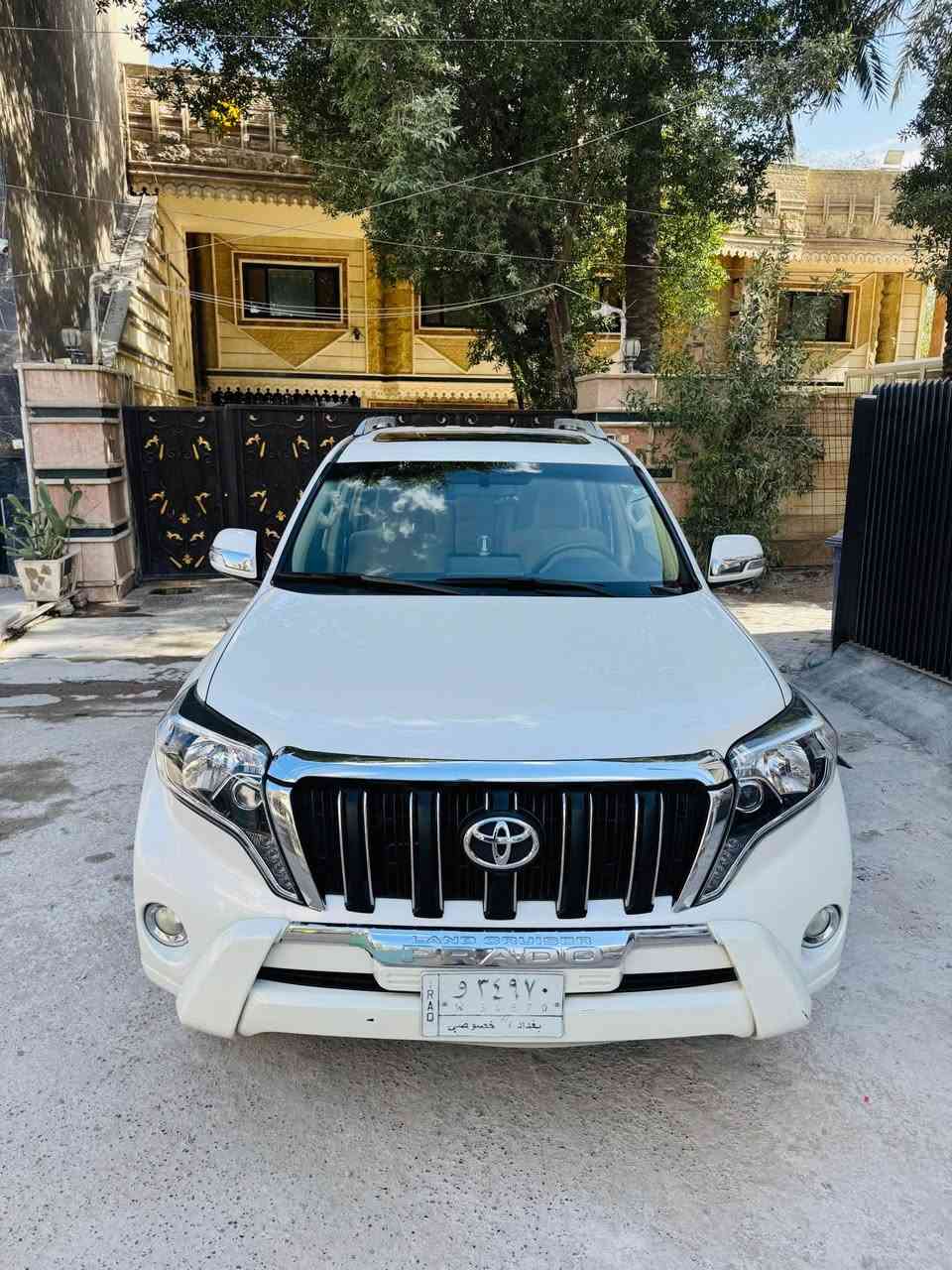 السلام عليكم
برادو موديل 2014 فول
لون ابيض صدفي 
TXL
ماشيه 119حقيقي 
بيه صبغ جنح الصندوق الايمن 
على كد شبربل صندوق
رقم بغداد
سونار مرفق بالصور
سعره 297$
مكانه بغدادزيونه
للاتصال *********** بغداد, العراق
