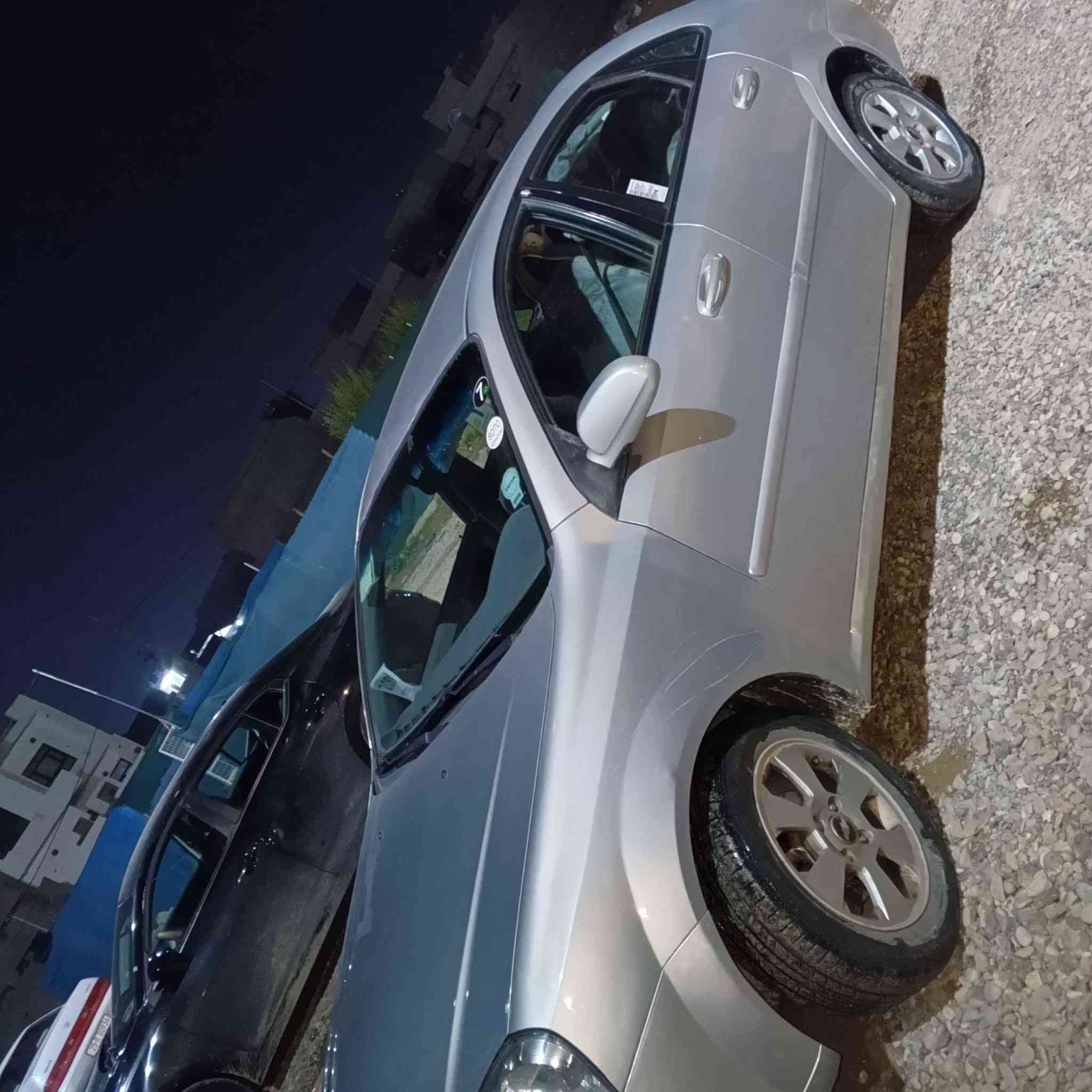 اوبترا للبيع موديل 2009 كير اوتماتيك سياره جاهزه بيها صبغ جمارلغات امامي 2 موجود سونار وبالباب هم صبغ بدون دواخل مكاني كركوك للاستفسار *********** كركوك, العراق
