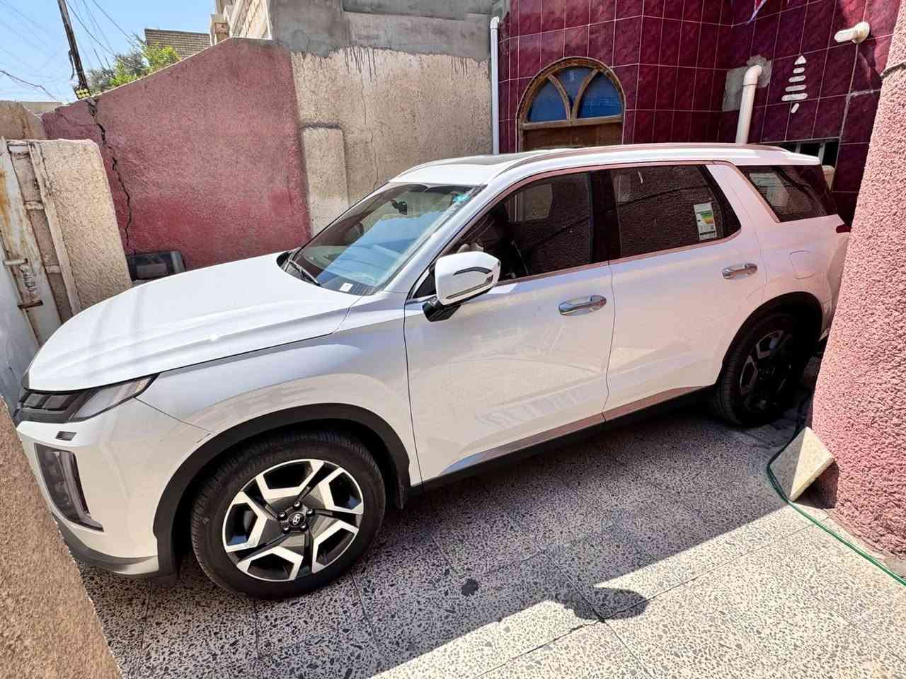 بلسايد 2024 مكفوله كفاله عامه بعدها بضمان الشركه ماشيه 15 الف
السعر 43000 للاستفسار ***********
