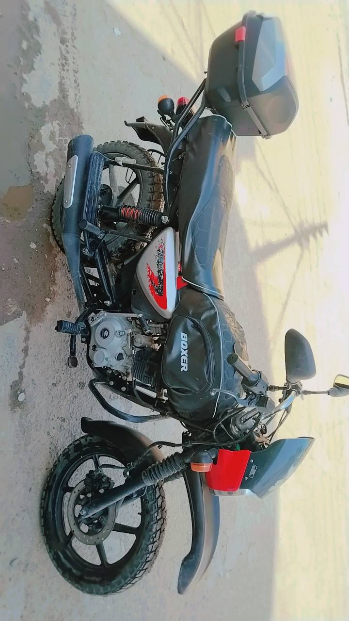 بوكسر اوراق اصوليه ودراجه مكفوله عامه بدون رقم للبيع قفل 700محتاج وريد ابيع بغداد الامين مغير موجدخاص اتصل فقط ‏‪0771 858 2643‬‏مديل 23
