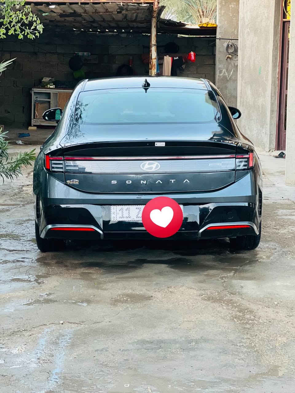 السلام عليكم للبيع سوناتا موديل 25 وارد أمريكي حادث جدن بصيط شبر بل جنطه  بدون صبغ السيارة مكفوله كفاله عامه عده الحادث الون فيلي السيارة فول مواصفات عدّه الفتحه بصمه تشغيل عن بعد بعد بيهه هواي مواصفات ماشيه  24 بعدها زيرو السعر (220) وبيها مجال رقم بغداد الجديد تحويل ثاني يوم رقم الهاتف (***********) غير متواجد على الفيس
