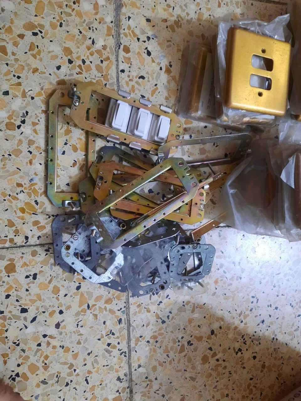 دكم Mk انكليزي لوك غير مستخدم


**إذا كنت صاحب هذا الإعلان وتريد حذفه لأي سبب، رجاءا أرسل رسالة إلى الدعم الفني**