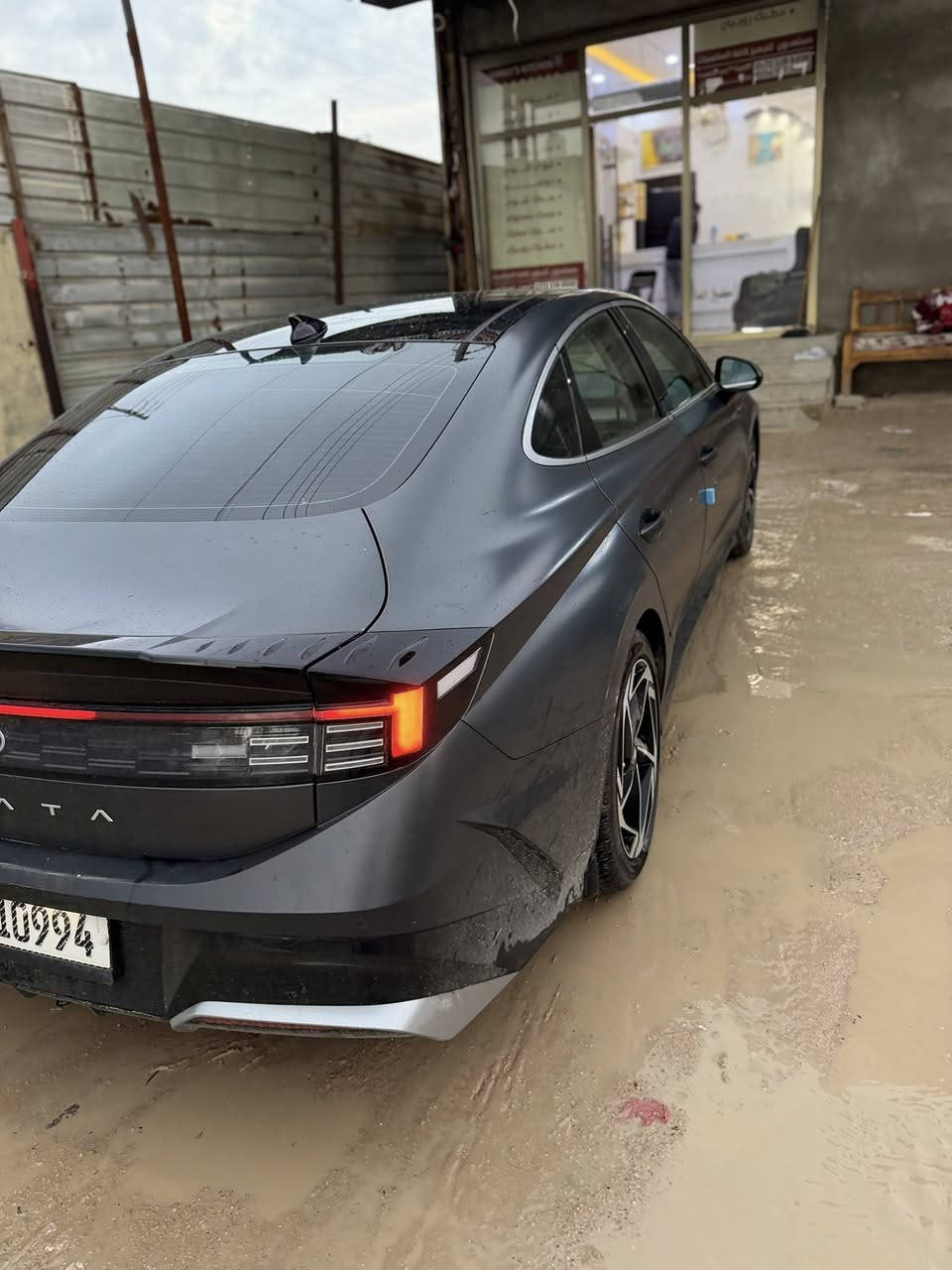 سوناتا مديل 25 
سياره ماشيه 10 الف 
سياره كفاله وارد خليجي 
مال اقصاد 
السعر 225 
بيها مجال قليل للشرايه
***********
