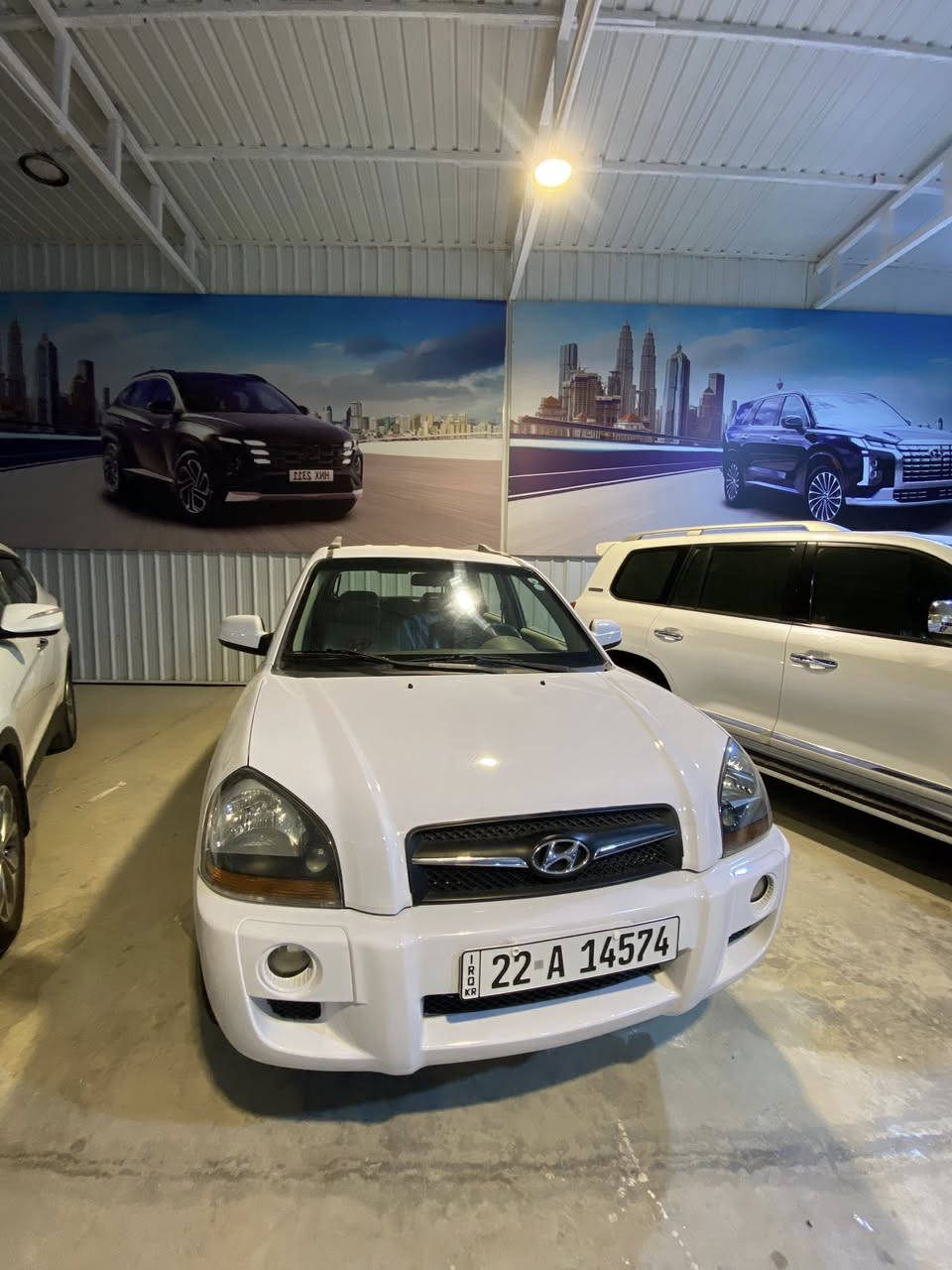 يالله
توسان 2010 خليجي رقم اربيل الدولي الجديد الانكليزي هزة وسنويه مجدد لل 2031 
تحويل ووكاله مباشر 
فول للاخير عدى الفتحه 
محرك 2000دوش 
ويل كب كروم 
اربع دسك 
داخل بيجي 
شاشه 
تبريد ثلج 🧊 

السيارة مكينه وكير وحداديه وتخم تاير وتبريد كلها جديد وجاهزة دينار ماتصرف عليها شرط 

السيارة مكفوله كفاله عامه من ضربه وصبغ وتبديل وبارد وحالوب وفتح من كلشي مكفوله ✅

السعر ((128)) وبيها مجال 

مكاني النجف // للاتصال // ‭٠٧٨٠ ٦٥٧ ٨٩٠٤‬
