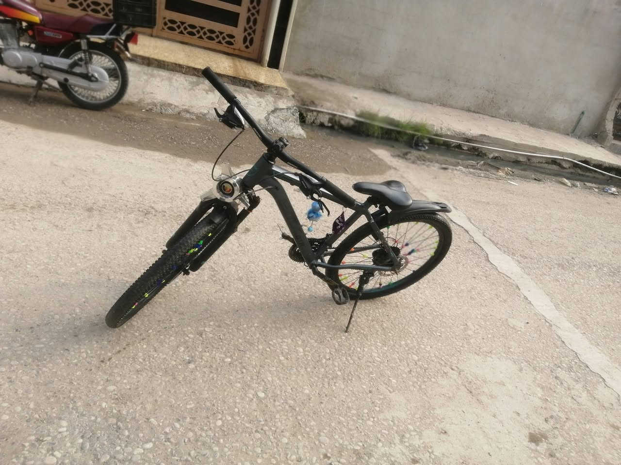 السلام عليكم بايسكل للبيع حجم 26 السعر 110


**إذا كنت صاحب هذا الإعلان وتريد حذفه لأي سبب، رجاءا أرسل رسالة إلى الدعم الفني**