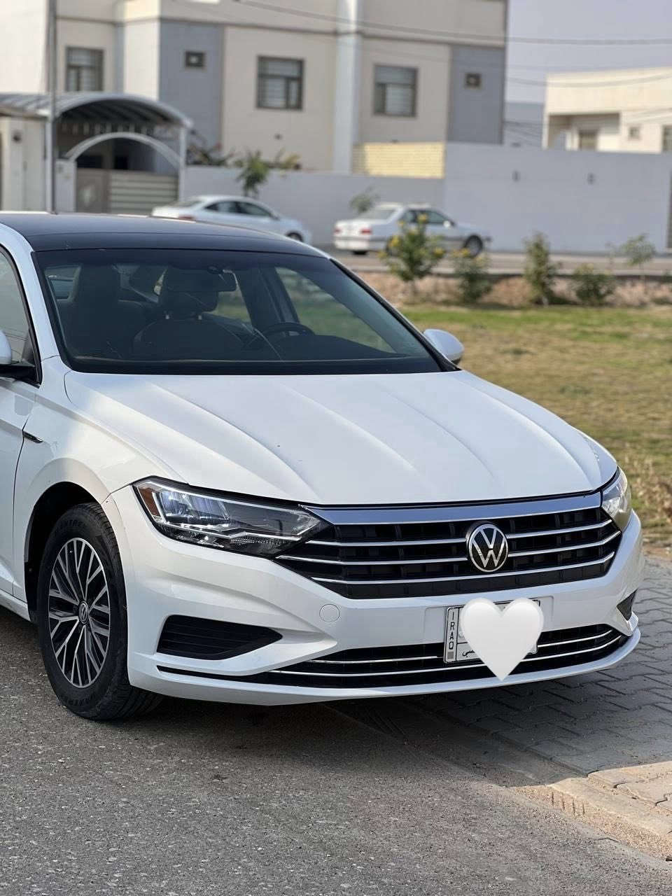 ‎#انسب_سعر
𝟐𝟎𝟐𝟐 𝐕𝐎𝐋𝐊𝐒𝐖𝐀𝐆𝐄𝐍 JEETA-𝐒𝐄,
فولكس واكن جيتا موديل : 2019

اللوان : ابيض

عداد المسافة : 122 الف وقابل للزيادة

ملاحظة السيارة : السيارة رقم معوقين بغداد 6 اشهر

وتتحول حره 

صار بيها حادث داخل العراق بل جاملغ الخلفي جه السائق

المواصفات : 𝐒𝐄,

ابواب بصمة

‏‎بصمة تشغيل 

تشغيل عن بعد : Remote Start‏

كاميرا

هاند بريك بصمة

اوتو هولد :    Auto Hold

اوتو ستارات : Auto Stard 

اوتو ستوب : Auto Stop‎

رادار امامي (تحديد مسار)

‏‎رادار جانبي (نقاط عمياء)

‏‎حساسات امامي

‏‎حساسات جانبي 

‏‎حساسات خلفي 

نظام :           Eco

نظام :     Normal

نظام :        Sport

نظام :   Comfort

نظام : Individual

كشنات جلد لون مميز

كشنات كهربائي 

‏‎كشنات هيتر 

تحكم ستيرين

تبريد مركزي

لايتات ليد زينون بيلادي

‏‎بكلايتات LED بيلادي

‏‎ويل كروم سبورت

السعر 125$

‏‎وبعد هواية مواصفات…

‏‎لاستفسار اكثر الاتصال علی هذا الرقم

☎️ ***********

عنوان📍النجف الاشرف
