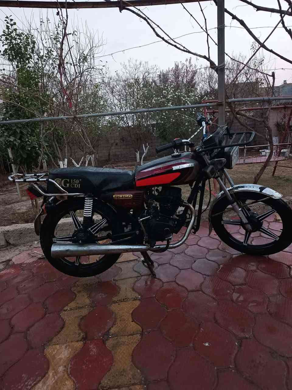 سلام عليكم دراجة البيع جني 5كير محرك ناعم مجفت جديد نشاط فول نكرسلف كهربائيات شغاله تأيرات  جديد مكان بيجي سعر 280بهامجال شراي ويرهم مراوس تصال ***********
