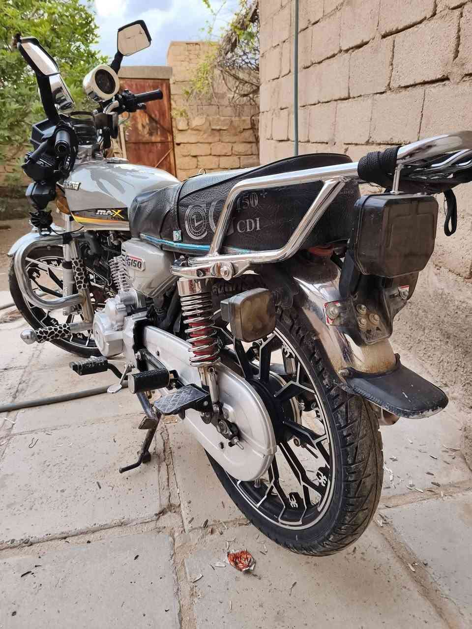 للييع مرديل 24 لموطور نضافه نشاط فول بعده عل شركه بصمات اوراق
ويرهم مراوس وتحياتي


**إذا كنت صاحب هذا الإعلان وتريد حذفه لأي سبب، رجاءا أرسل رسالة إلى الدعم الفني**