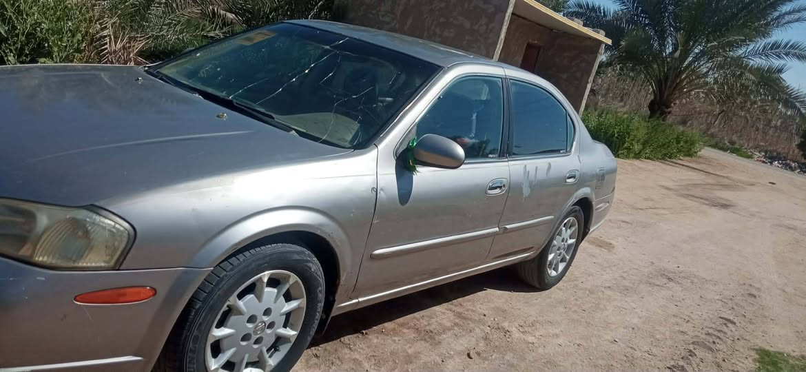 سلام عليكم سياره البيع نيسان مكزمه موديل ٢٠٠١ مكينه 6سلندر وكير جدد تبريد شغال ثلج رقم بغداد تحويل ثانيه يوم مكفوله كفاله عامه مكان السياره نجف كوفه يم معمل الببسي لاسعر 55 رقم الهاتف ***********
