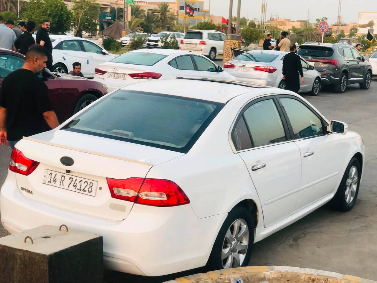 سلام عليكم ابتيمه 9 خليجي السياره جاهزه بيه رشات بصيطه السياره فتحه مرايات شفط عده البصمه السعر 105وبيه مجال تحويل ثاني يوم مكاني ذي قار ***********
