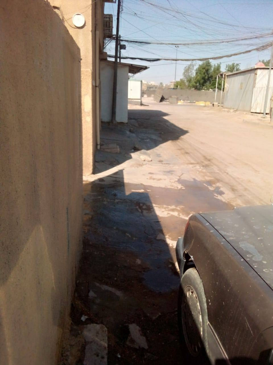 دار يعتبر قطعة ارض او تقطيع حسب الطلب المساحه ٢٥٠ م  الواجه 12,5  النزال ٢٠ الموقع حي القاهره الثانيه مقابل مدرسة الجاحظ ثاني بيت على الخدمي ***********
