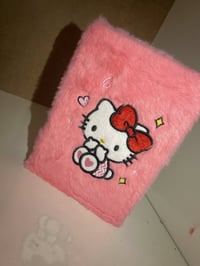 دفتر مكياج • هيلو كيتي