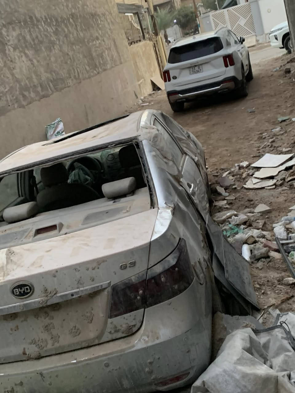 السلام عليكم 
بي واي دي 2013 
ابيع على حادثهة تفصيخ  للاستفسار 
*********** ماسنجر متواجد
