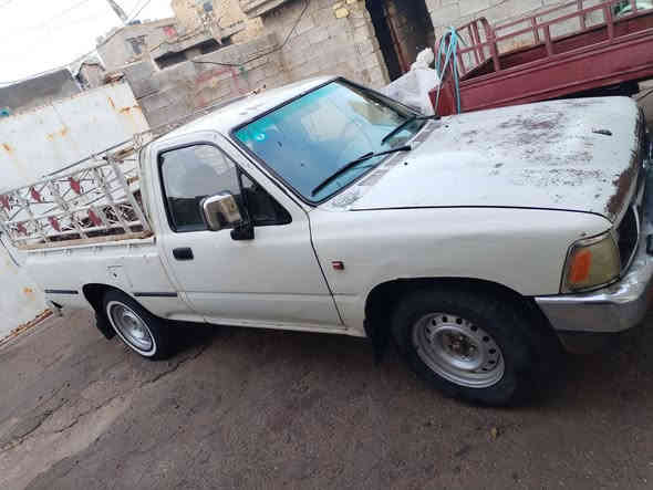 السلام عليكم سيارة 1993 شاصي مكفول مكينة نظيفة كرون سيدة حداديه نضيفه السعر ٥٠ ورقه وبيه مجال المكان ذي قار قضاء الرفاعي الرقم ***********
