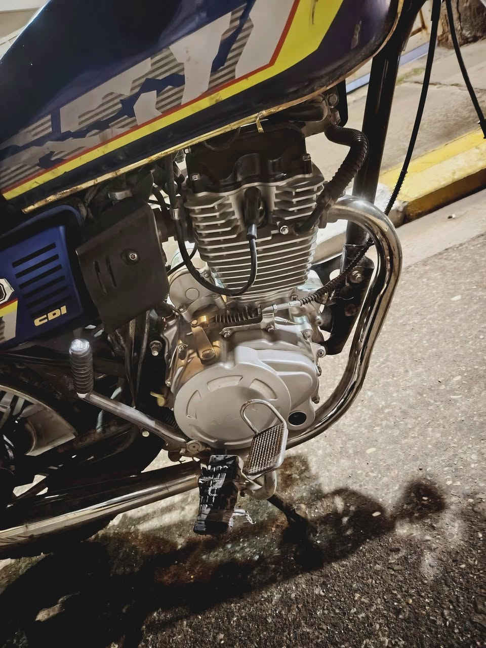 السلام عليكم.
سيفـان 24.  للبيع.
كاملة ما ناقصه اي شيء بس شاشة الدشبول طافية 
مكفولة كفالة عامة اوراق.
السعر: 675وبيه مجال 
العنوان :واسط /الصويرة
للإستفسار : *********** بي واتساب
