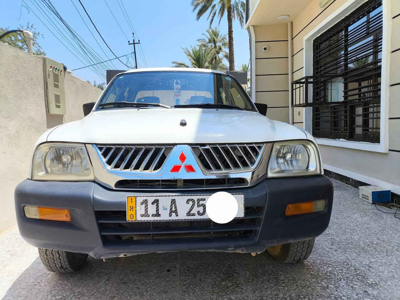 للبيع بيكب ميتسوبيشي L200 موديل 2006 دبل قمارة
المحرك بنزين شغال
رقم السيارة بغداد 
السعر 75 وبيها مجال 
المكان بغداد / الراشدية 
الصور موضحها كل السيارة 
للتواصل : ***********
