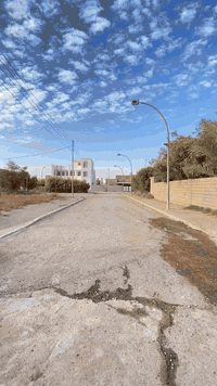 🌏الى زبائننا ومتابعينا الكرام  طابت اوقاتكم بكل خير 
     🔔عرض جديد✅ ومميز📣 قطع ارض البيع 
📍الموقع الرمادي شارع 60 مجاور دائر الكهرباء او جامع العمراج
✅موقع مميز جداً
✅نوع العقار طابو صرف ✅تحويل مباشر 
📐المساحه الكليه.200م   السعر 90 مليون وقابل التفاوض شي قليل 
شارع 10م تبليط مجاري  ✅ 💬للأستفسار مراجعه 
       مكتب مصطفئ العلواني للعقارات 
    ***********   📲
🌐الرمادي الشركه مجاور اعداديه فلسطين
