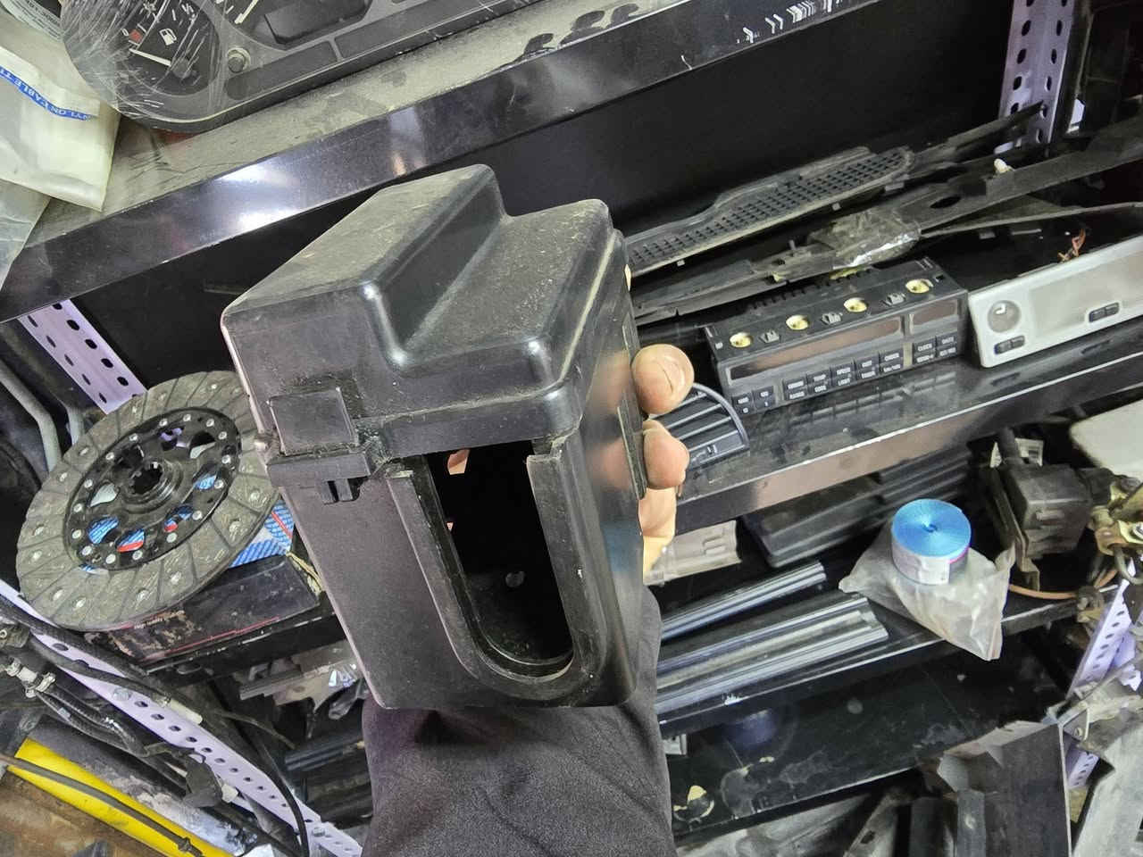 سلام عليكم
اويل بم 
 30 /35 فل 
مل كصه شرط النضافه ١٠٠/١٠٠ 
سعره ٩٥ الف بيه مجال بسيط 
موصل صناعه الكرامه قرب مكتب شمس 
بوكس فيوزات تبريد زيرو حرفياً ٢٥ 
*********** اتصال واتس 
*********** واتس فقط 
*********** اتصال فقط
