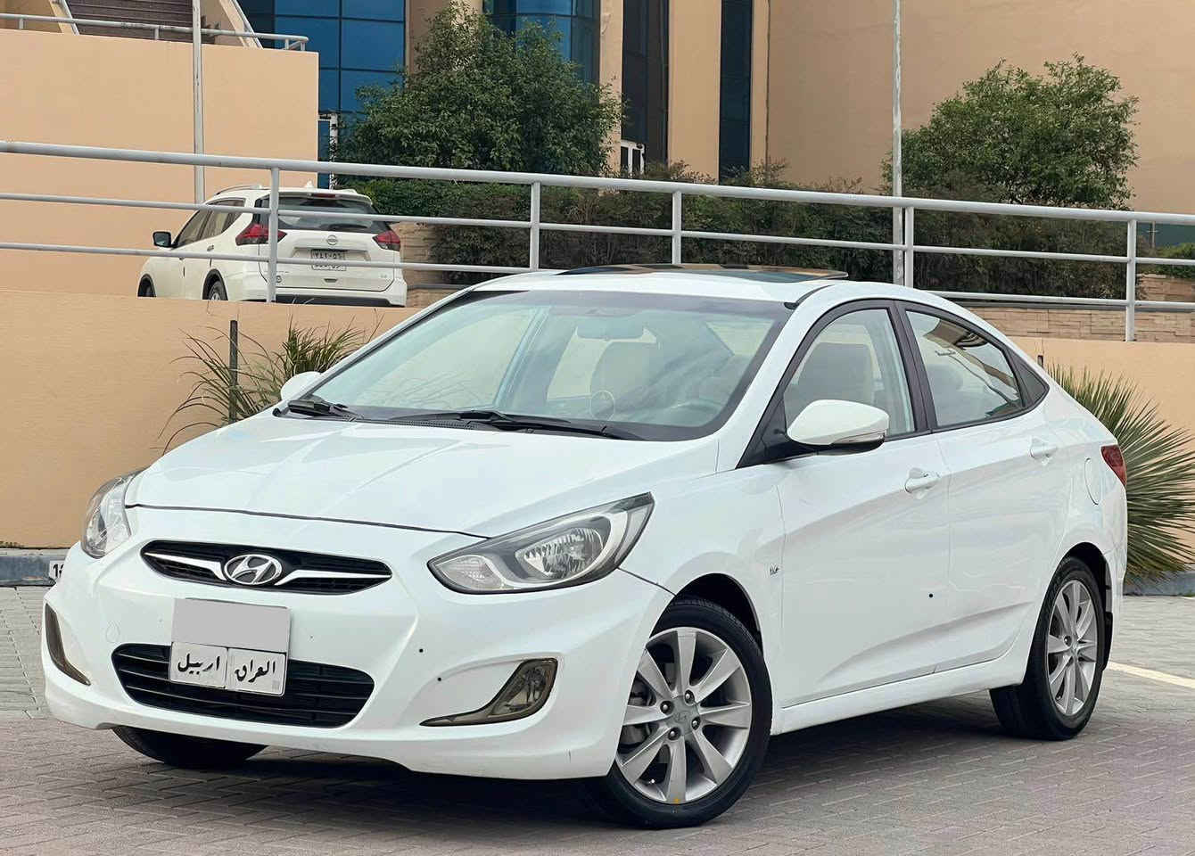 هۆندای ئەکسێنت ٢٠١٣
مواسەفات خلیجی ناو زەرد
مەکینە ١٦
گێڕ ئۆتۆماتیک و عادی
١٠٩هەزار  کیلۆمەتر ڕۆشتووە
بە شەرتی گێڕ و مەکینە
******************
فوول مواسەفات
سلایت
سوکان ڤۆلیۆم
٥ کەلە و ٥ ویل کەپ
سپی بەفری
بێ بۆیاخ 
ساردێکی بچووکی هەیە
تەحویل و غەرامە بە شەرت
هیچ مەسرەفێکی تێدانیە
0770 120 91 91
شوێن سلێمانی السليمانية, العراق
