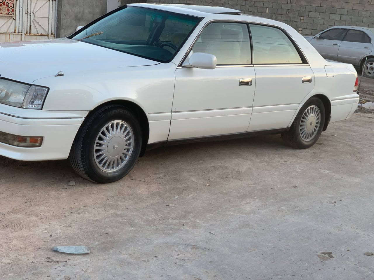 السلام عليكم سياره راس الثور  فول واحد على واحد مشروع وطني تحويل ثاني يوم كفاله من الضربه القويه سياره جديده كير ومحرك كارتون حداديه جديده السعر 75 العنوان بصره للاستفسار *********** البصرة, العراق
