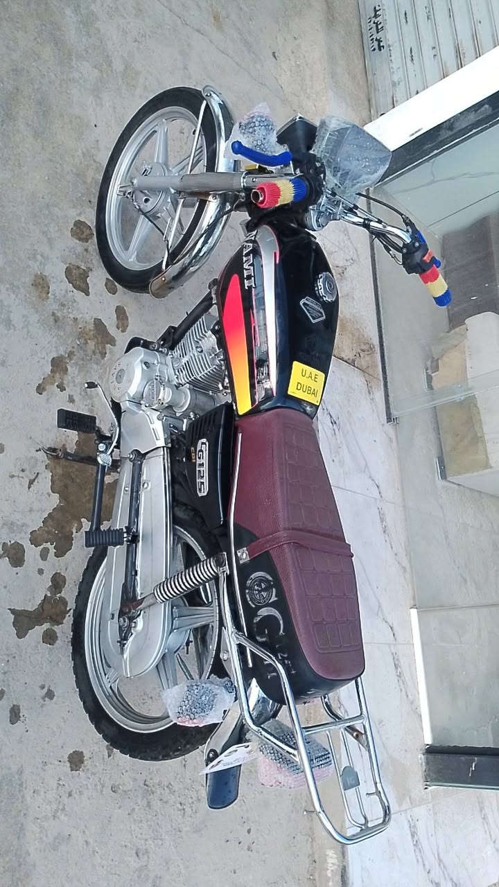 سلام عليكوم عندي هاي درجه لل بيع موديل 2022سافين 5كير كهربائية كله شغال محرك كبس مامفتوح درجه نضيف مشاء الله مكاني كركوك فيلق سعر 400الي موشراي لايخبر ***********
