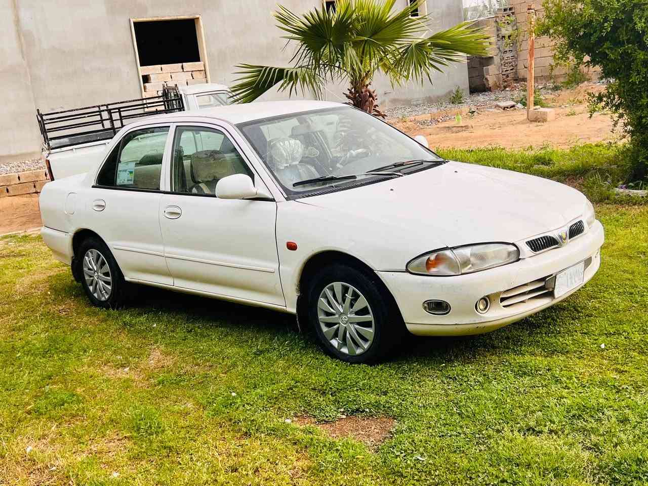السلام عليكم للبيع براتون موديل 2002 نواب ظباط شرط الوكاله كير ومحرك بشرط تايرات جدد كهربايات كله شغاله سنتر لوك تدفئه وتبريد سعره 25  الاستفسار ***********
