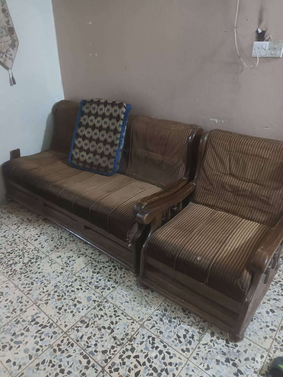 أغراض منزليه للبيع حي الشهداء البياع شارع المضخة الثاني قرب كلشي وكلاشي


**إذا كنت صاحب هذا الإعلان وتريد حذفه لأي سبب، رجاءا أرسل رسالة إلى الدعم الفني**