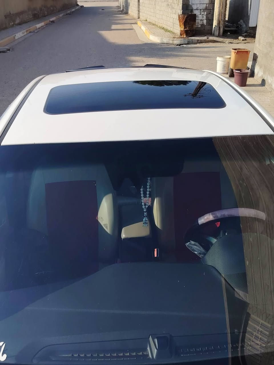 الانترا 19 قطعتين جاملغ خلفي وباب صبغ سياره فول مواصفات واحد عل واحد مكاني بابل ابو غرق سياره نضيفه أكثر من صور سعر ١٣٨ وبيه مجال بسيط ***********
