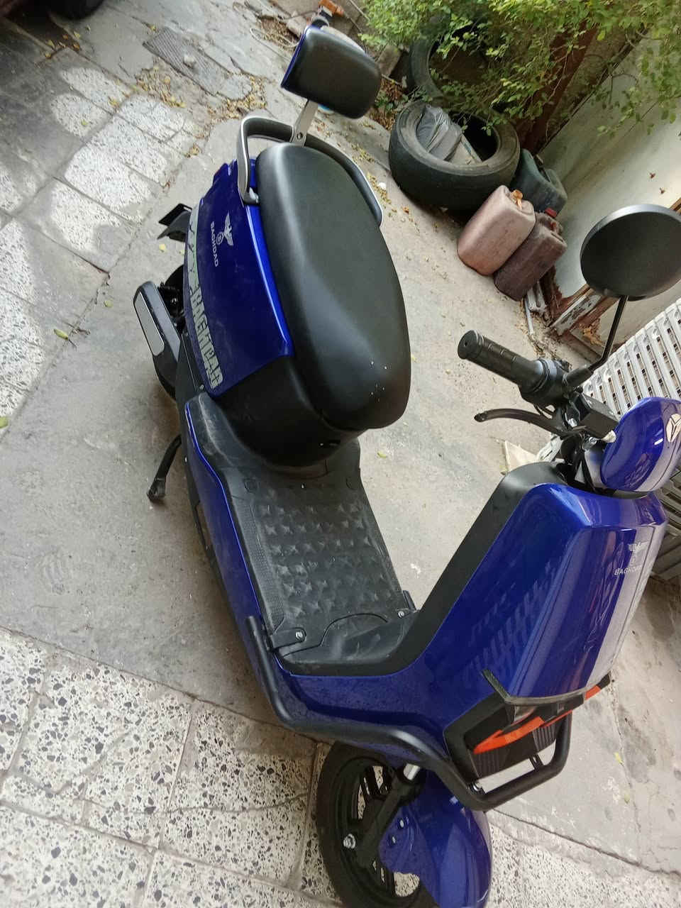 دراجه كهربائيه موديل جديد2025 نوعها شركه بغداد صفاء وحسين
السعر 650 وبيه مجال بسيط 
المواصفات بصمه وتشغيل عن بعد 
وكرت نضام حمايه ضد السرقة 
بريك امامي دسك خلفي هم دسك دبلات خلفيه غاز 
للاستفسار الاتصال على الرقم ***********
