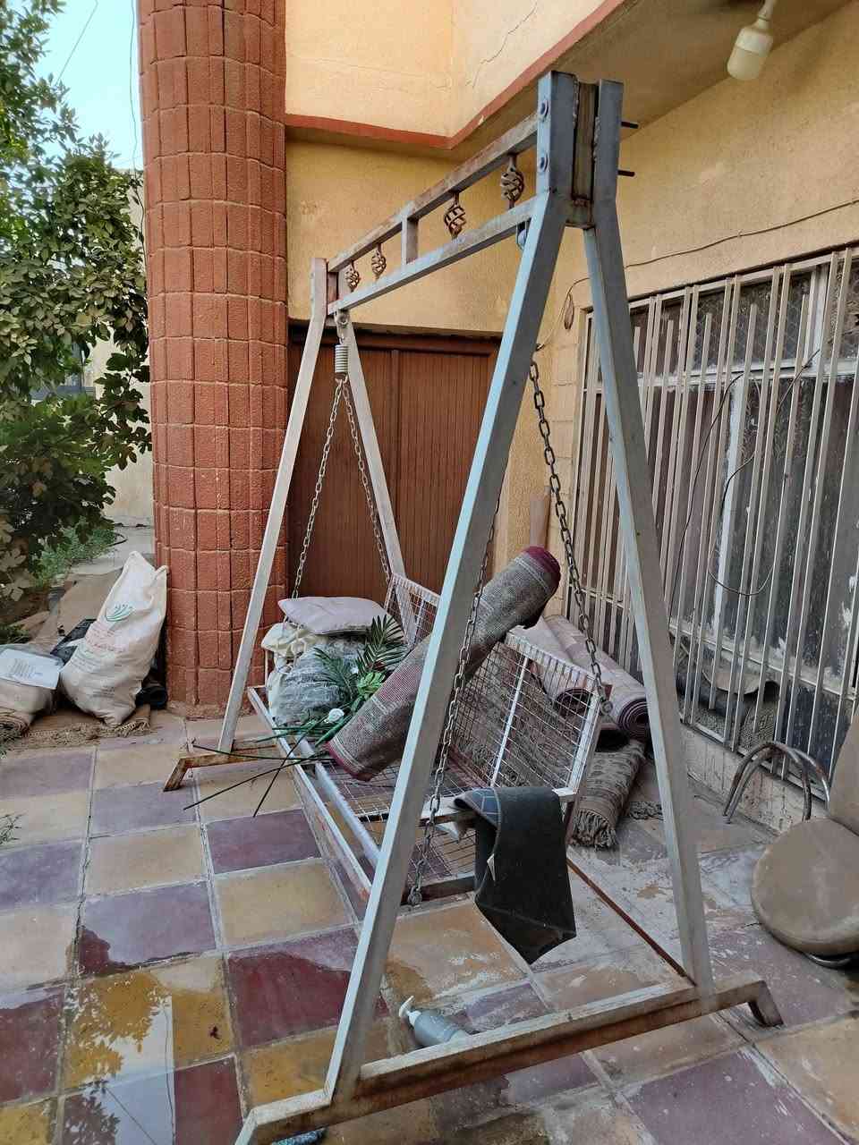 تخم  للبيع نظيف مكون من ١٠ مقاعد بسعر ٣٠٠
ديون نظيف مكون ١٢ مقعد بسعر ٣٠٠
سخان استخدام موسم واحد بسعر ٧٥
طباخ إيطالي نوع دنكا بسعر ١٥٠
سنك مطبخ نظيف بسعر ٧٥
مرجوحه نظيفه بسعر ٢٠٠
مكلف بالنشر للاستفسار الاتصال بصاحب الرقم***********
