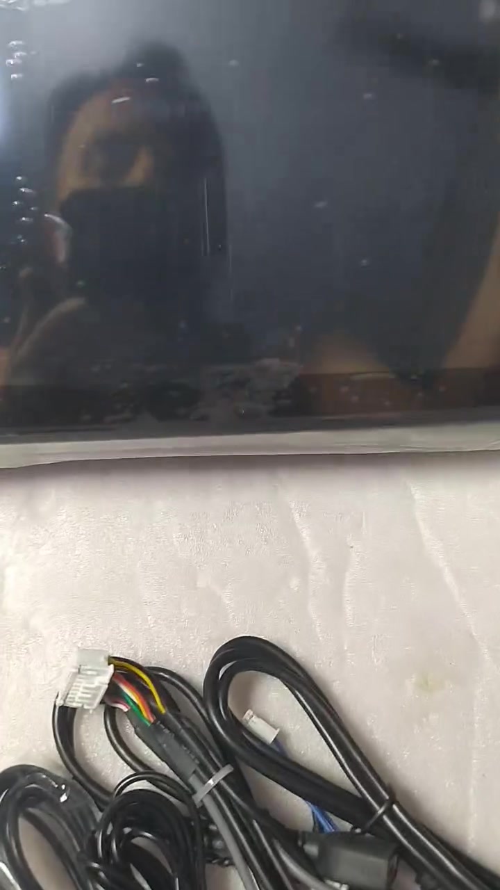 شاشه بهذا الشكل 
على الو تم 75


**إذا كنت صاحب هذا الإعلان وتريد حذفه لأي سبب، رجاءا أرسل رسالة إلى الدعم الفني**