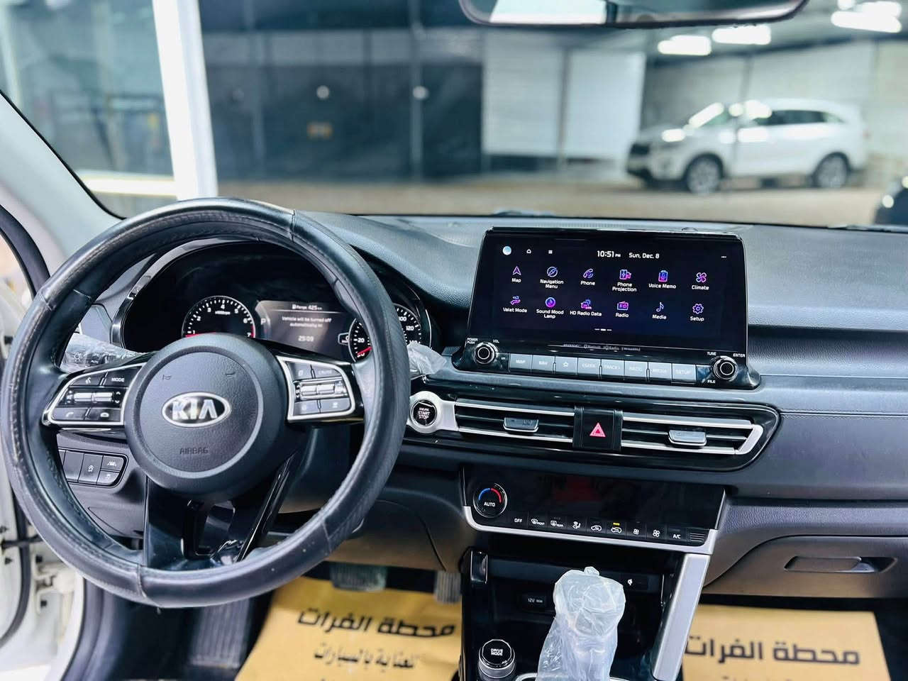 كيا سيلتوس موديل (2021)
SX فوول 1/1 ابيض واسود
حادث جنطة ومصلحة بدون تبديل فقط
رقمها بابل صور الحادث مرفقه 
***********
السعر 142 وبيها مجال
