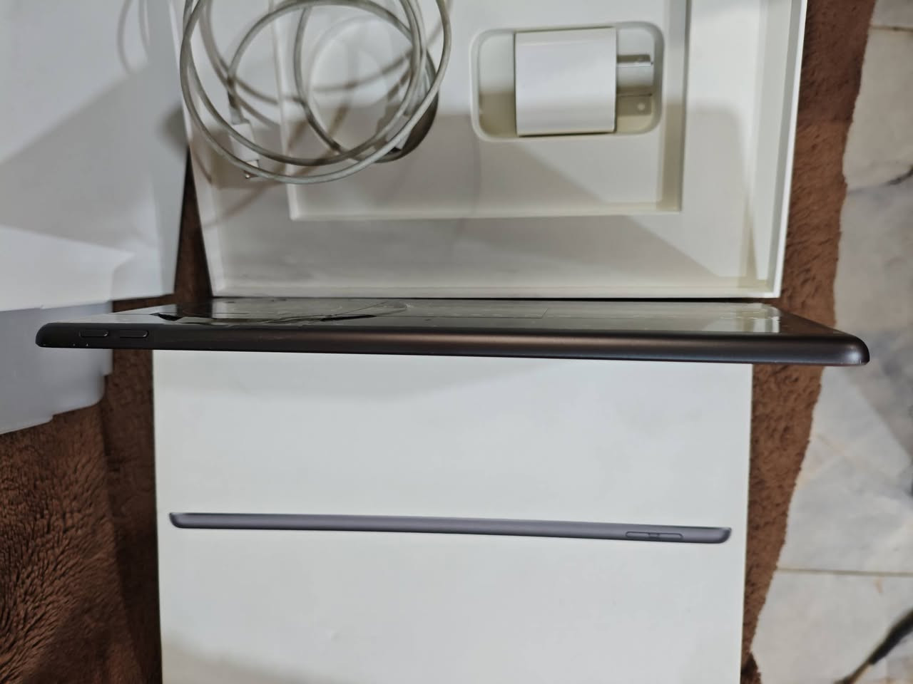 ايباد 9 ذاكره 64 مشحون 130 مره 
نضافه 99
ملحقاته شاحنه باكيت
السعر 240
متوفر خدمة توصيل لكل المحافضات


**إذا كنت صاحب هذا الإعلان وتريد حذفه لأي سبب، رجاءا أرسل رسالة إلى الدعم الفني**