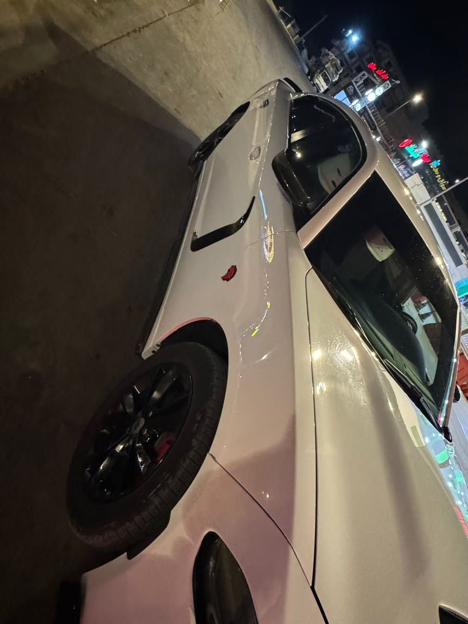 جارجر sxt 2022
اللون ابيض حادث فقط بنيد سياره رقمه شمالي مداور ثاني يوم سياره جديده ومصروف عليها كت كامل وحداديه جديده  صدر امامي وخلفي مصار سبوعين من مبدلهن مكينه وكير كفاله  السعر 218 وبيه مجال حگ الجيه للاستفسار الاتصال ***********
