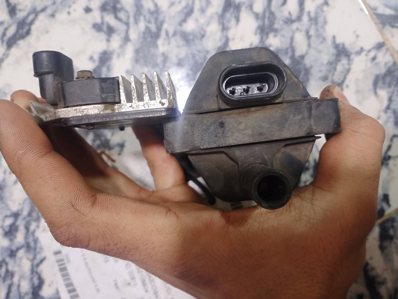 سلام عليكم كويل اصلي مال حاوية ***********
