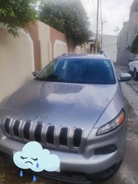 جيب بزون • ٢٠١٨ • محرك ٢٤٠٠ ٤ سلندر