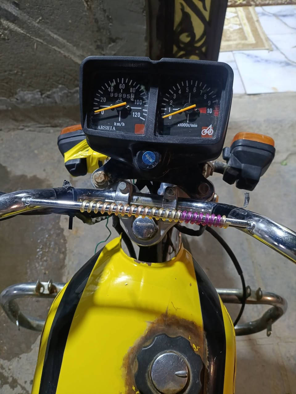 السلام عليكم دراجه نامه كلك للبيع موديل 20
*********** مامتواجد علخاص
