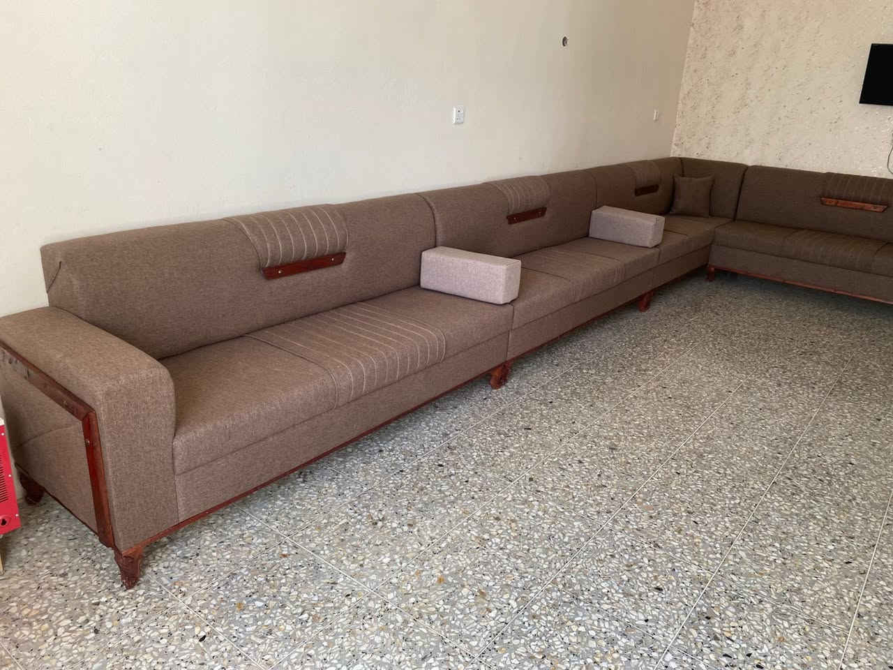 كمًـا عـودناكم علـى الشـيء المميز والرا‏قي🤎

ضمان حقيقي نجاره شغل درجه أولى 👌🏻
بأفخر أنواع الاسفنج والقماش

#من_معرض_ومعمل_الامير 
♡
      
للاستفسار : مـــراسله الصفحه او الاتصال عــلى الرقم (***********).     الــعنوان : بعقوبة أم الـــكرفس مـــجاور دائرة الــكهرباء🤎🤎🤎

🫡او تــشرفونا في الــمعرض🤎🤎🤎🤎

نستقبل زبائننا الگرام 

في المعرض يومياً 
من الساعة الـ ٨:٠٠ 🕗 ص     
حتى الساعة الـ ٦:٠٠ 🕕 م          
🫡
