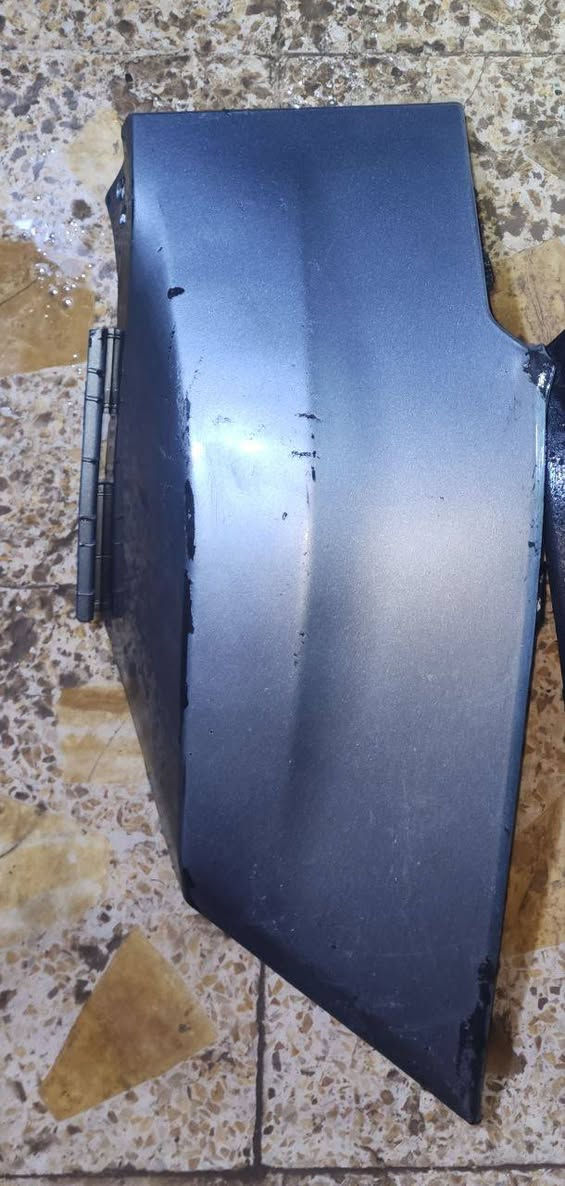 غراض ترافرس 23 اشارة صفحه يسرة وزعنفه صفحه يمنه للبيع ***********
