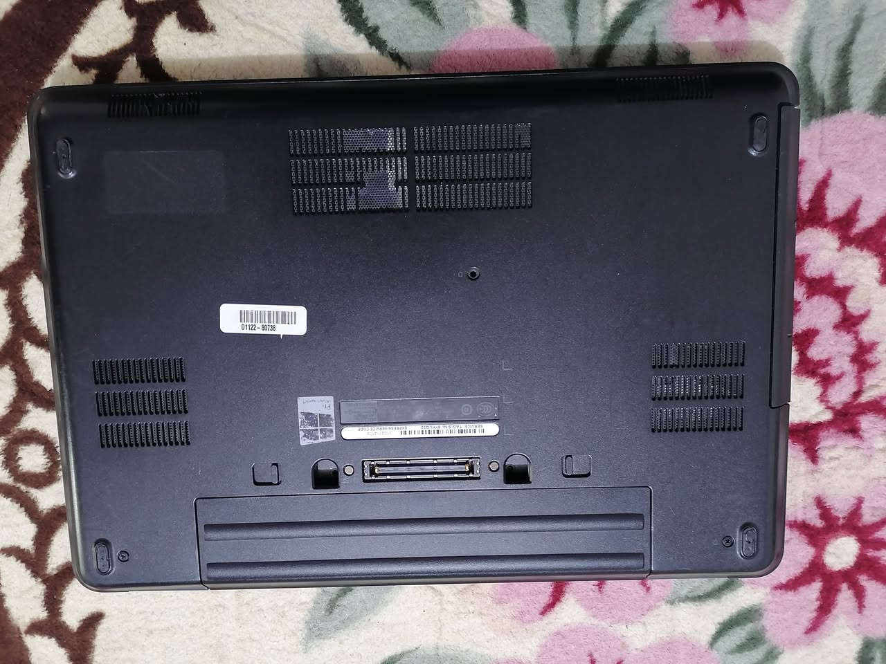 Dell E5440
المعالج i3 الجيل الرابع -رام 8G
هارد 128_ شاشه 14
الكيبورد _عربي _ إنگليزي
الجهاز أمريكي نضيف مستخدم
مشتري صار شهر و 10 ايام ماستخدمته ولاسويت عليه أي حساب. 
السعر 130 الف دينار
***********
